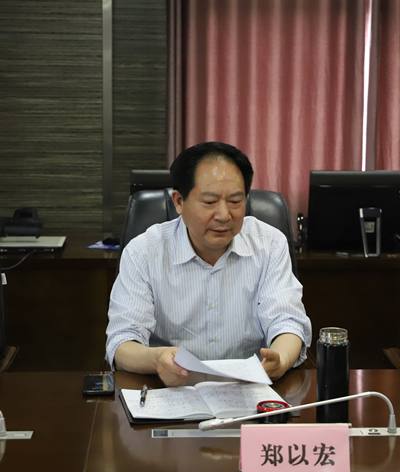 配图市人大常委会调研当阳法院执行工作-人大郑主任_副本.jpg