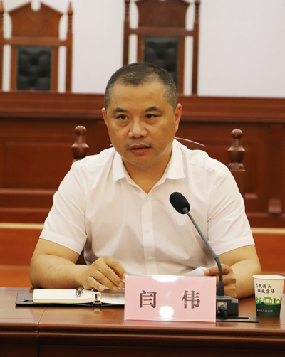 配图当阳法院召开拉练整改工作推进会暨“一下三民”实践活动动员会-闫书记_副本_副本_副本.jpg