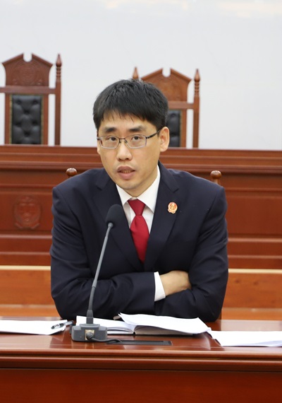 配图当阳法院传达学习党的二十大精神 踔厉奋发推动各项工作争先进位-张院长_副本.jpg