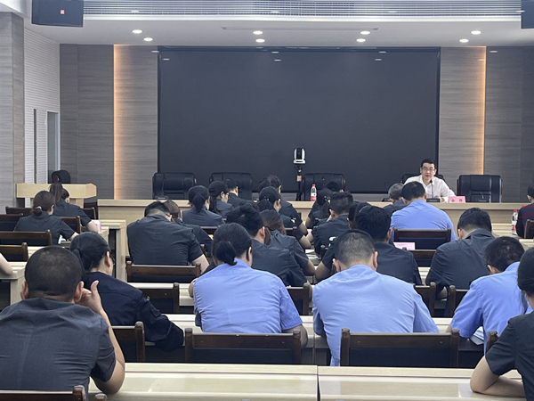 配图当阳法院开展当阳市落实中央八项规定精神具体办法集中宣讲会_副本.jpg